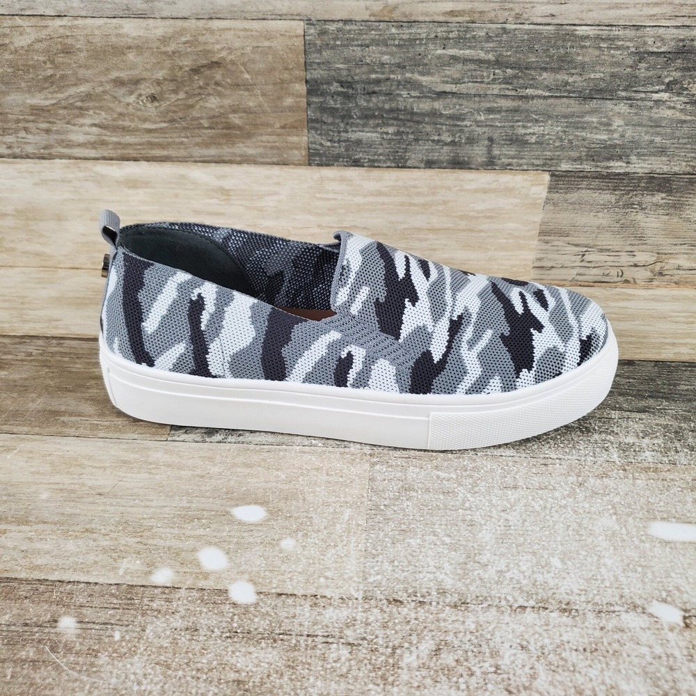 Steve Madden Maygee Womens‎ Platform Shoes Sz 8.5 Gray Camo Slip On Sneaker